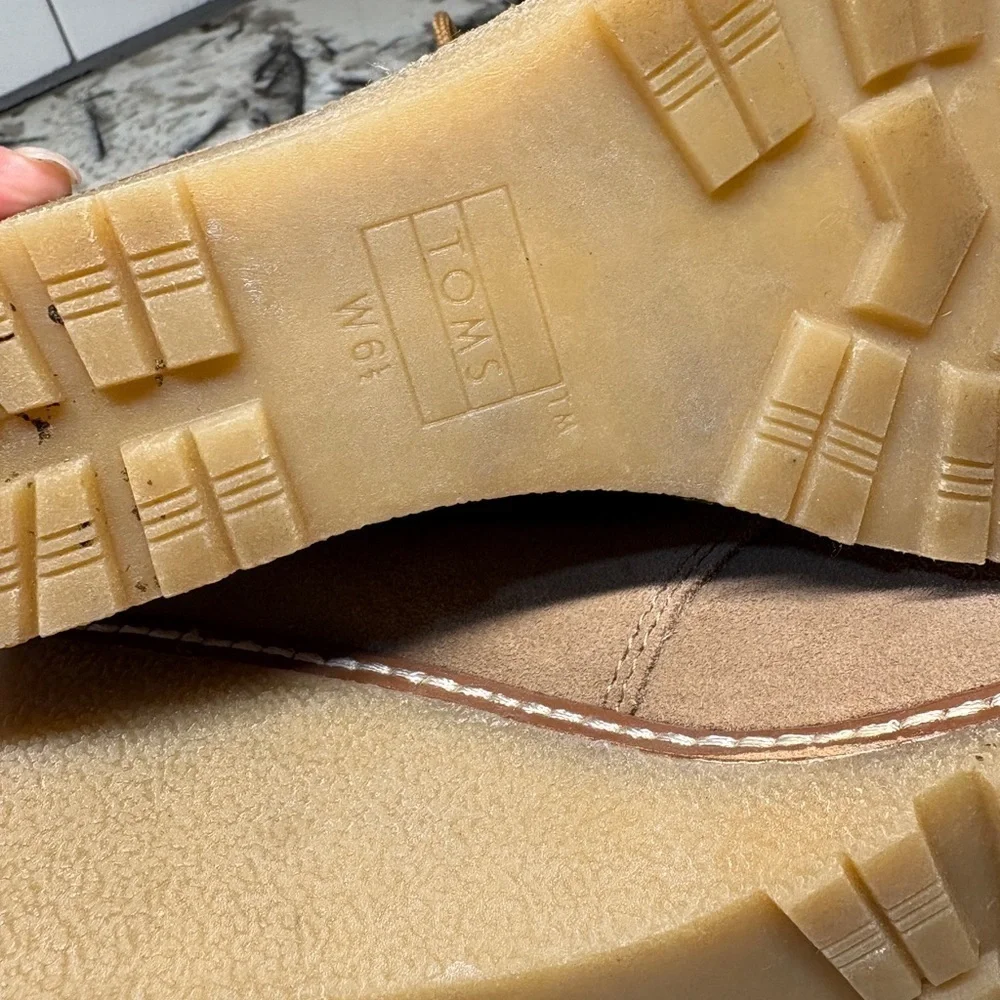Toms Desert Wedge Toffee Suede Bootie